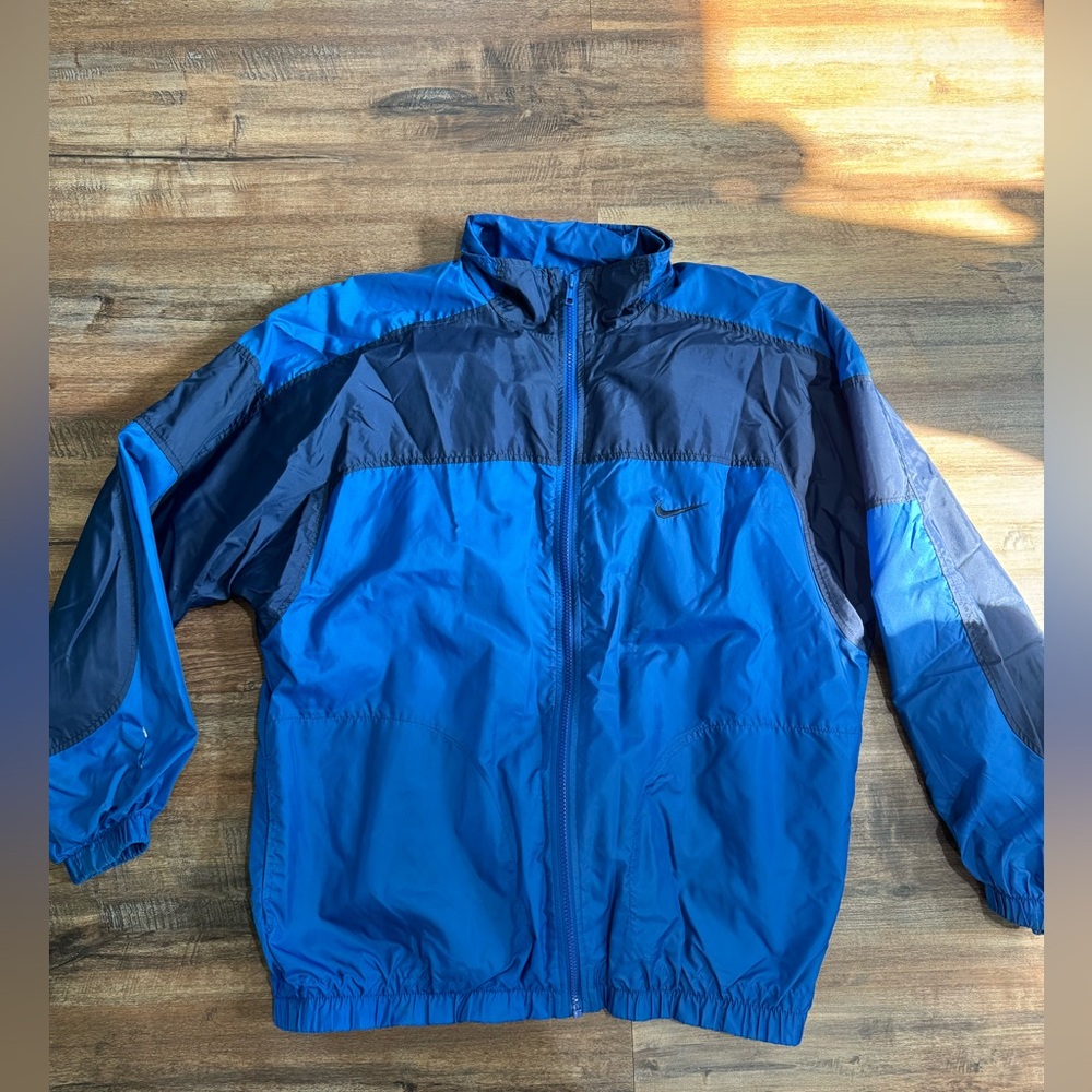 VINTAGE 90’s NIKE windbreaker